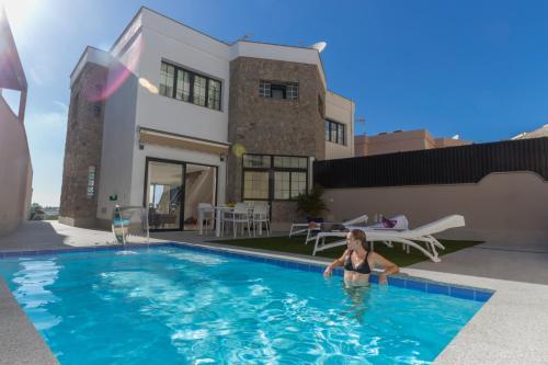 Villa Amadores N6
