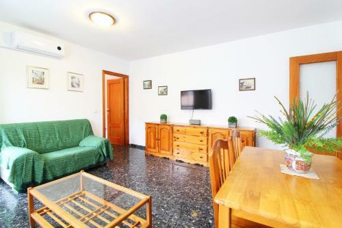 Apartamento Amplio,c�modo Y Muy Cerca De La Playa