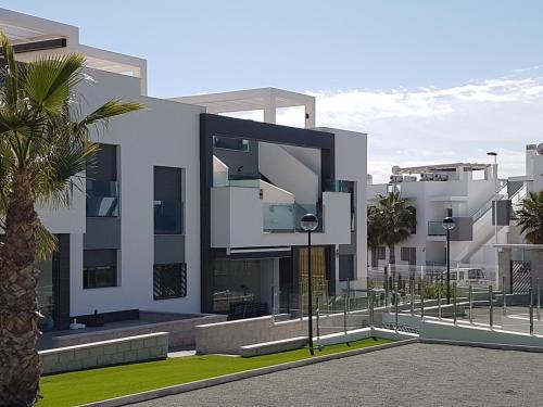 Oasis Beach IX Apartments