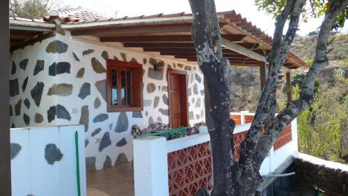 Casas Pedro Y Carmen