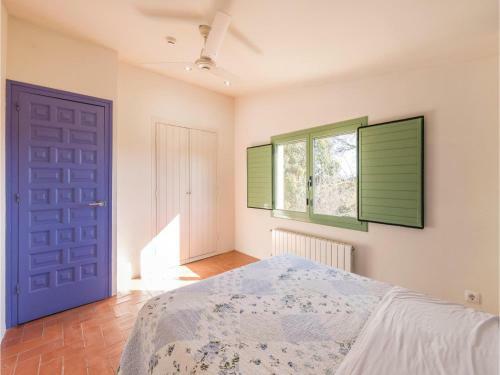 Five-bedroom Holiday Home In Riudarenes