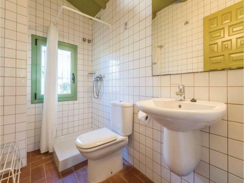 Five-bedroom Holiday Home In Riudarenes