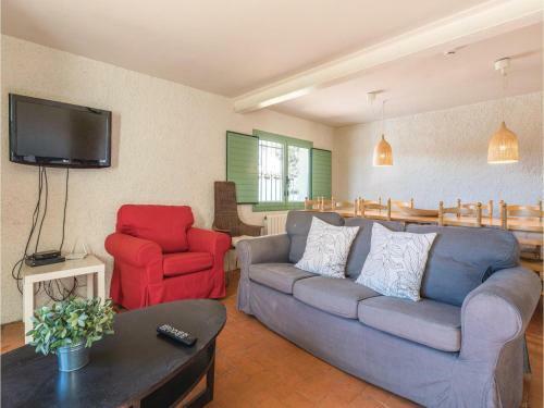 Five-bedroom Holiday Home In Riudarenes