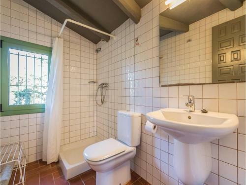 Five-bedroom Holiday Home In Riudarenes