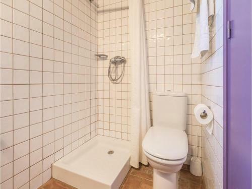 Five-bedroom Holiday Home In Riudarenes