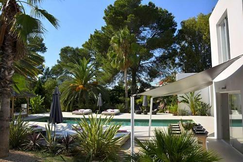 Roca Llisa Villa Sleeps 10 Pool Air Con