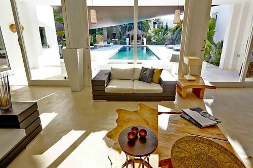 Roca Llisa Villa Sleeps 10 Pool Air Con