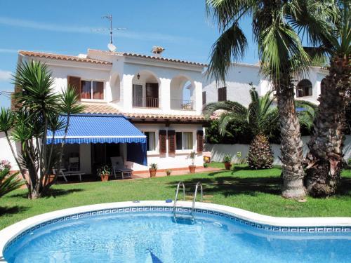 Ferienhaus Mit Pool Roda De Bar� 100s