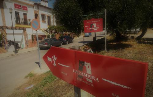 Hostal La Campi�a