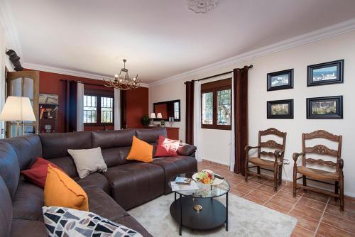 Ronda Villa Sleeps 5 Pool Air Con
