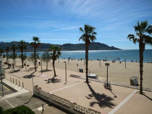 Apartamento Front Mer 10