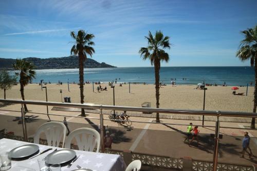 Apartamento Front Mer 10