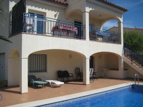 Villa Segovia 14