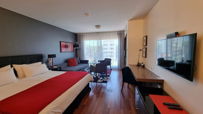 Fierro Hotel
