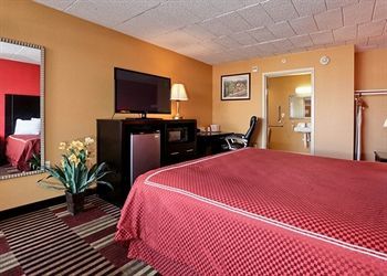 Hotel Quality Inn University