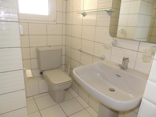 Bonito Apartamento En 1� L�nea Con Parking