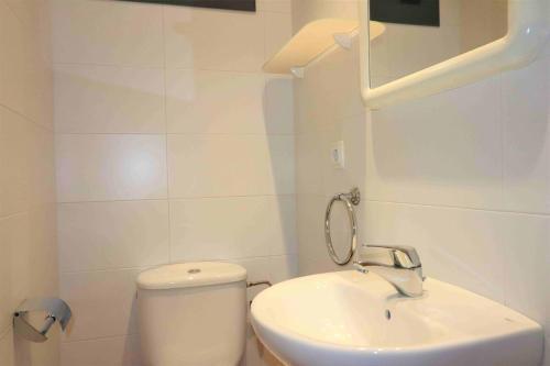 Apartamento 4528518-tramuntana 2�1�