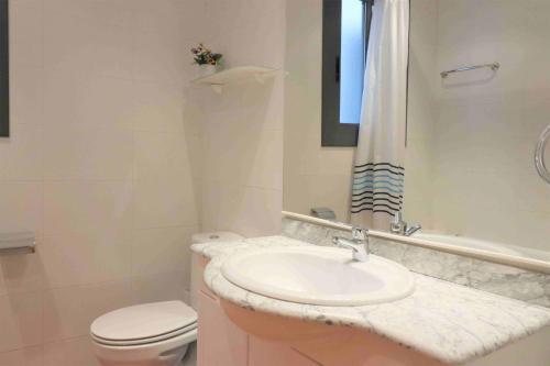 Apartamento 4528518-tramuntana 2�1�