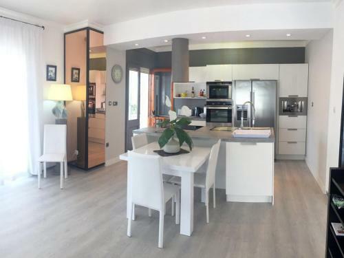 Villa Ebre 14