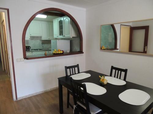 Apartamento Montserrat- Centro Roses