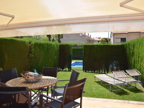 Villa Agar� 4