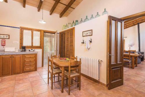 Sa Pobla Villa Sleeps 8 Air Con Wifi