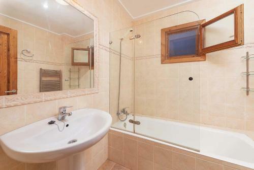 Sa Pobla Villa Sleeps 8 Air Con Wifi