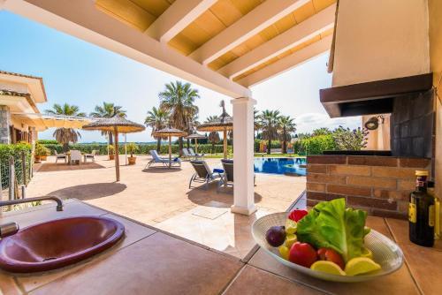 Sa Pobla Villa Sleeps 9 Pool Air Con Wifi