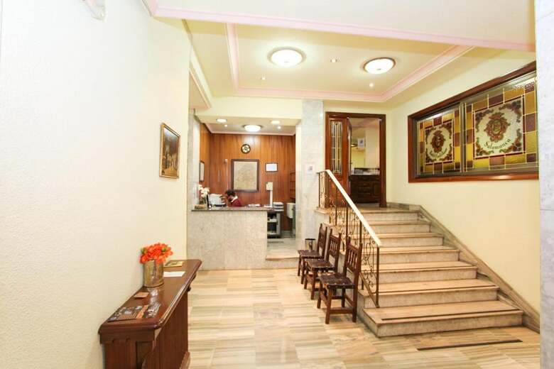 Hotel Castellano Centro