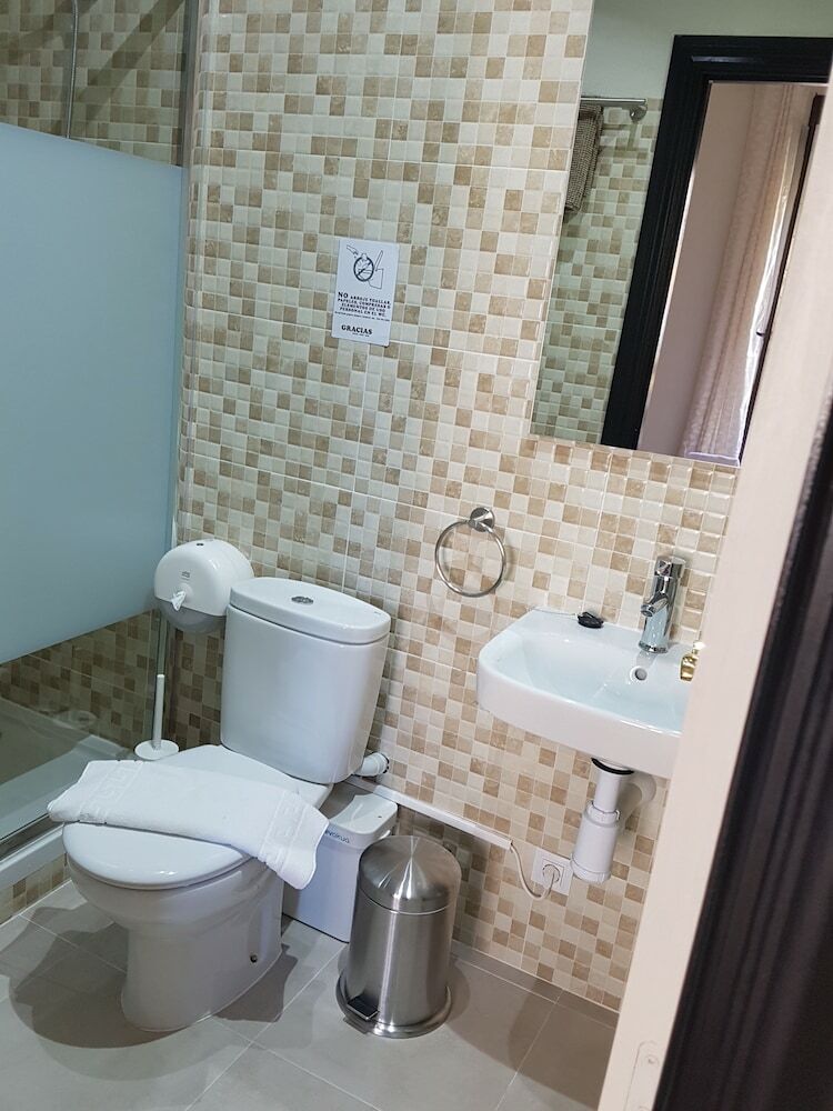 Hotel Hostal Salamanca Home