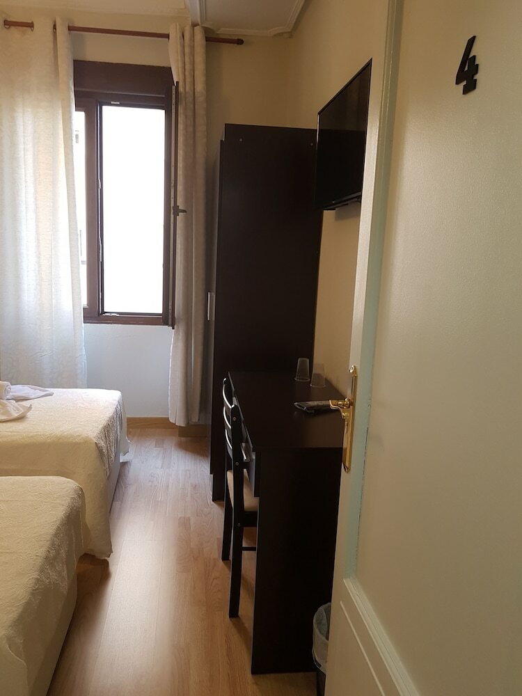 Hotel Hostal Salamanca Home