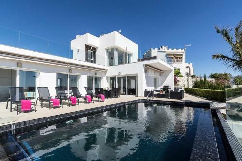 Villa Blanca