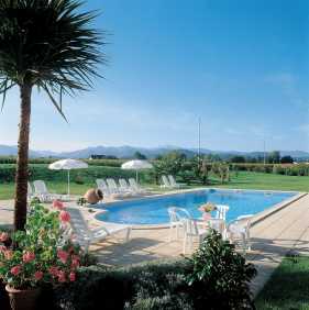 Alysson Hotel