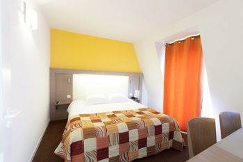 Alysson Hotel
