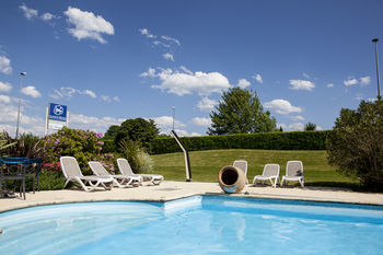 Alysson Hotel