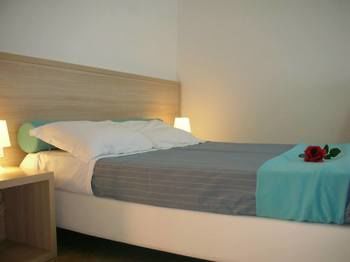 Residencia Park Village Hotel
