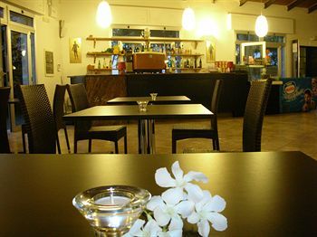 Residencia Park Village Hotel