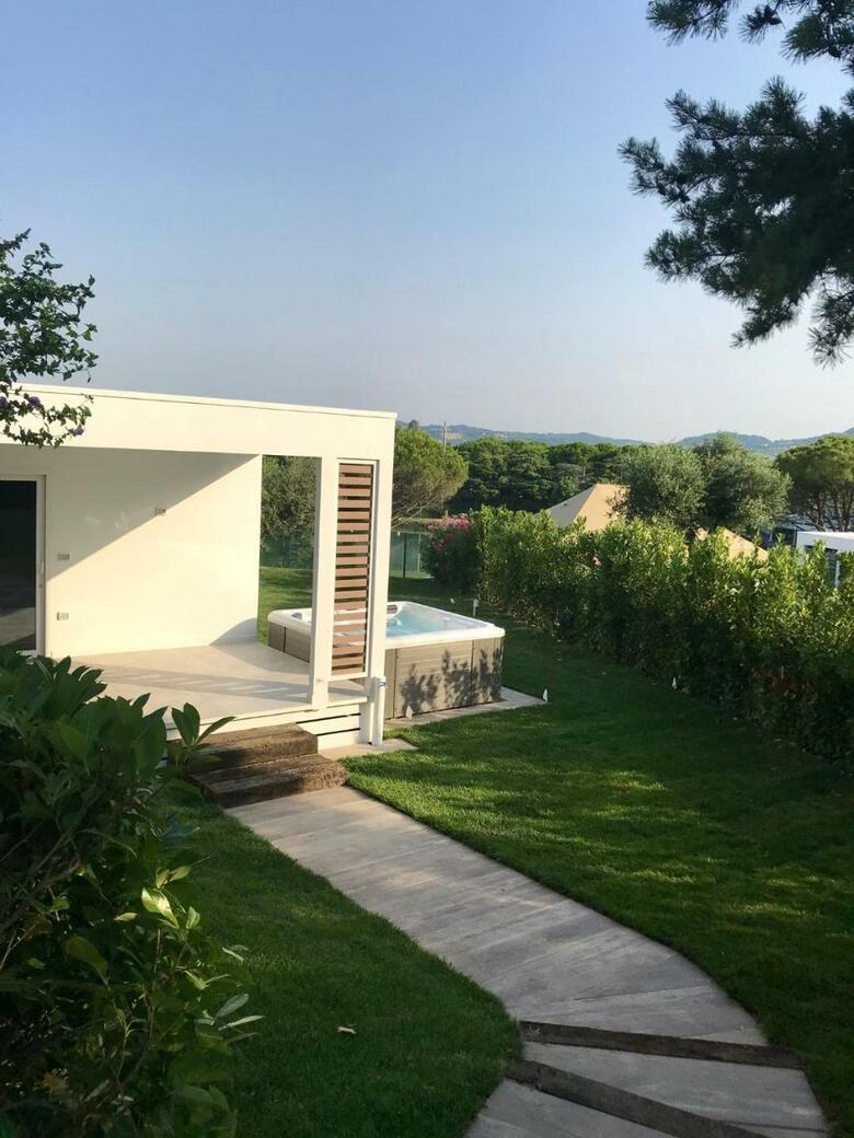 Hotel Villaggio La Pescaccia