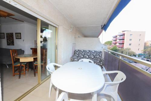 Apartamento Different Pere III