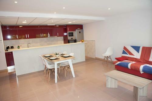 Costa Dorada Apartments