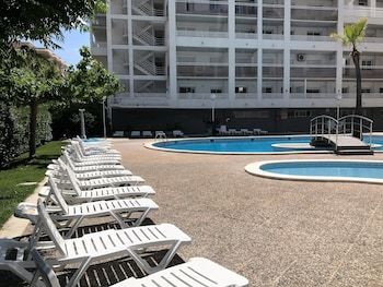 Costa Dorada Apartments