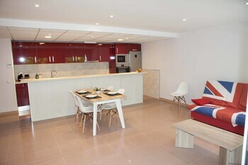 Costa Dorada Apartments
