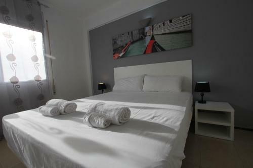 Click & Booking Apartamentos Dms III