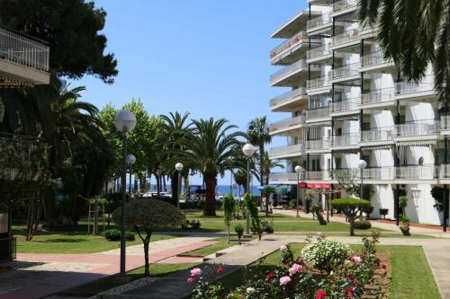 Apartamento Rentalmar Aries Plus