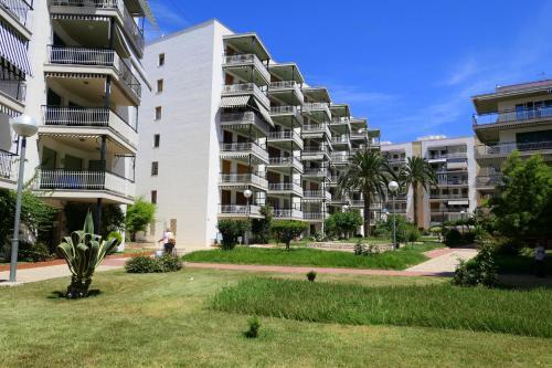 Apartamento Rentalmar Aries Plus