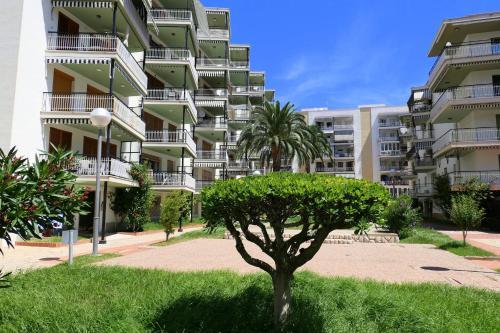 Apartamento Rentalmar Aries Plus