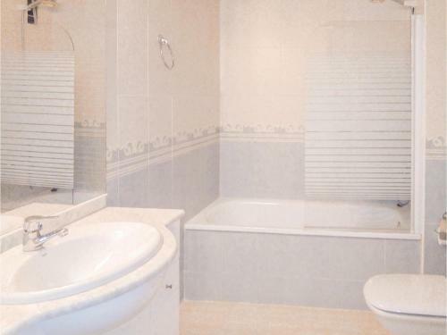 Three-bedroom Holiday Home In Salou