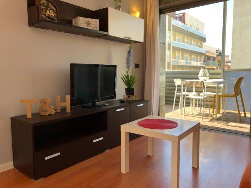 T&h Llevant Salou Family Apartment