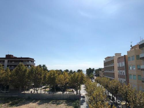 T&h Llevant Salou Family Apartment