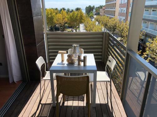 T&h Llevant Salou Family Apartment